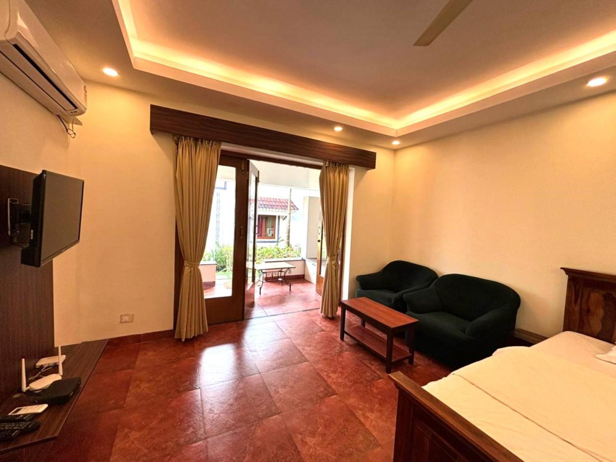 Riviera Sapphire Siolim Exterior foto
